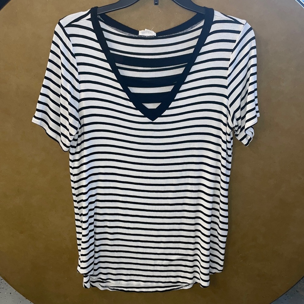 Striped Deep V Short Sleeve Top